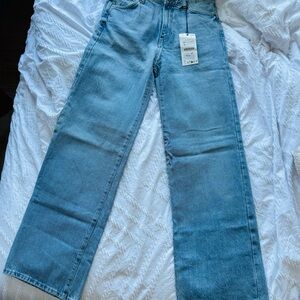 Zara Slim Fit Wide Leg Mid Rise Jeans